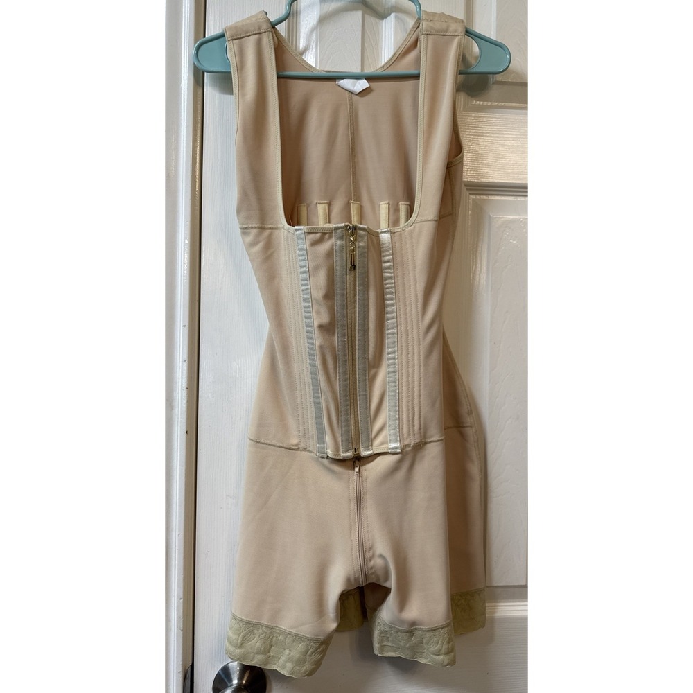 High‎ Quality One-Piece Firm Shapewear Bodysuit Adjustable Hook & Eye Size Large